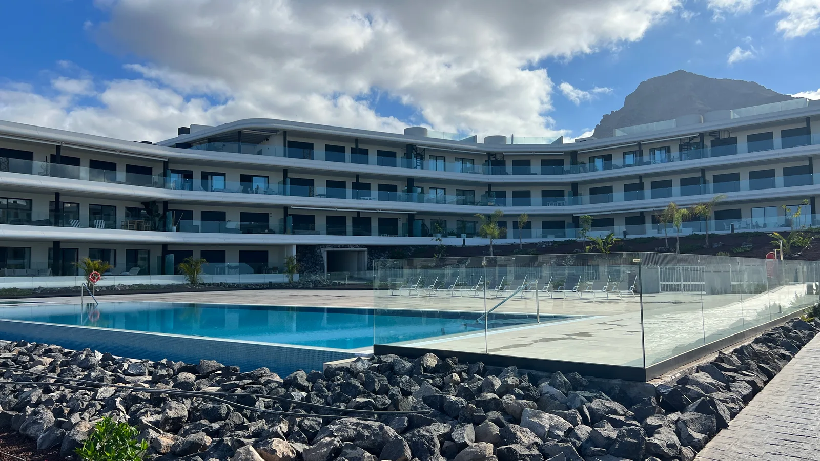 Atlantic Home - Three-Bedroom Premium Apartment — 1