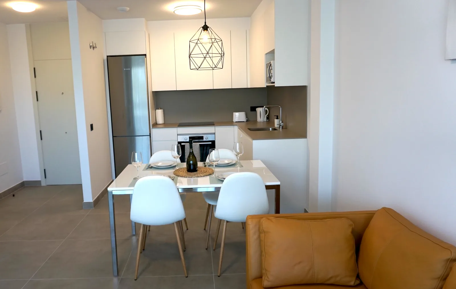 Atlantic Home - Two-Bedroom Premium Apartment — 8