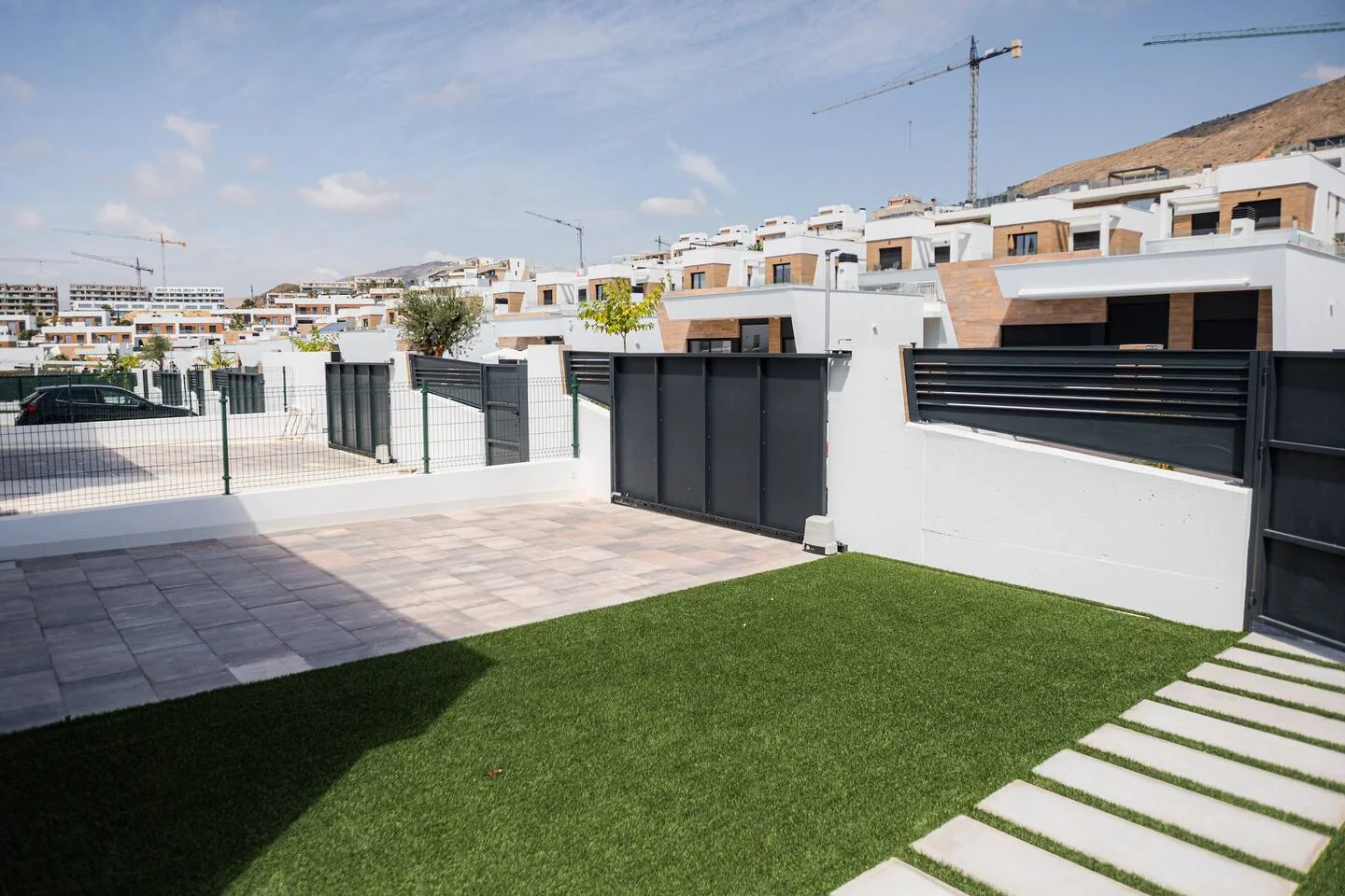 Luxury 3 bedroom Villa Finestrat with a Pool — 4