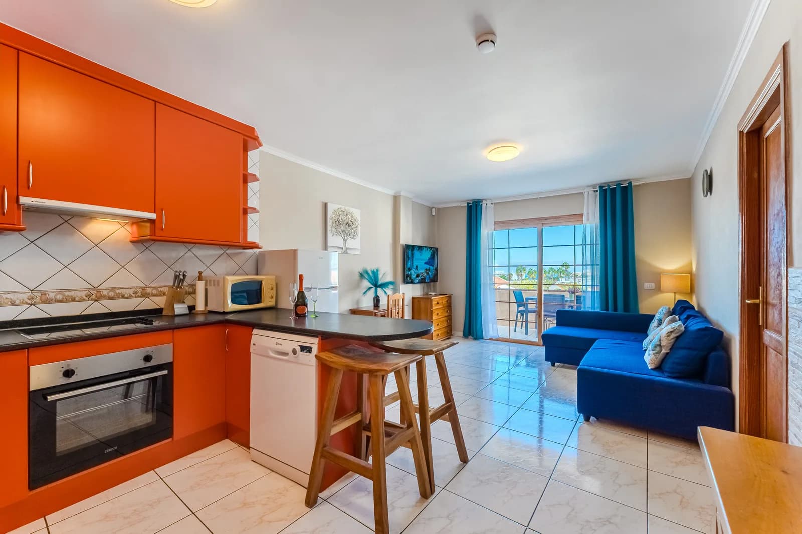 GARDEN CITY 1-BDRM with OCEAN VIEW — 3