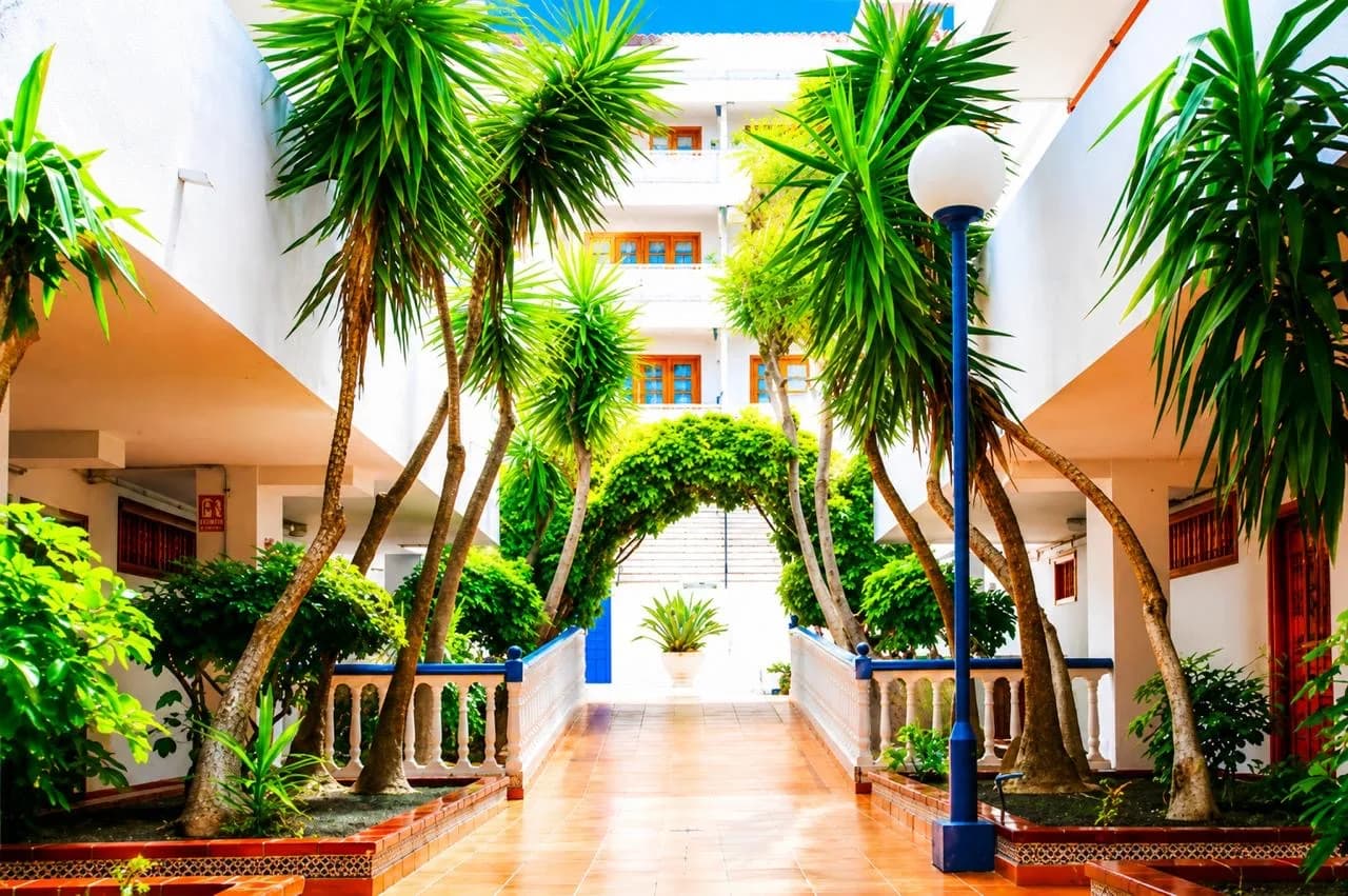 GARDEN CITY 1-BDRM with OCEAN VIEW — 17