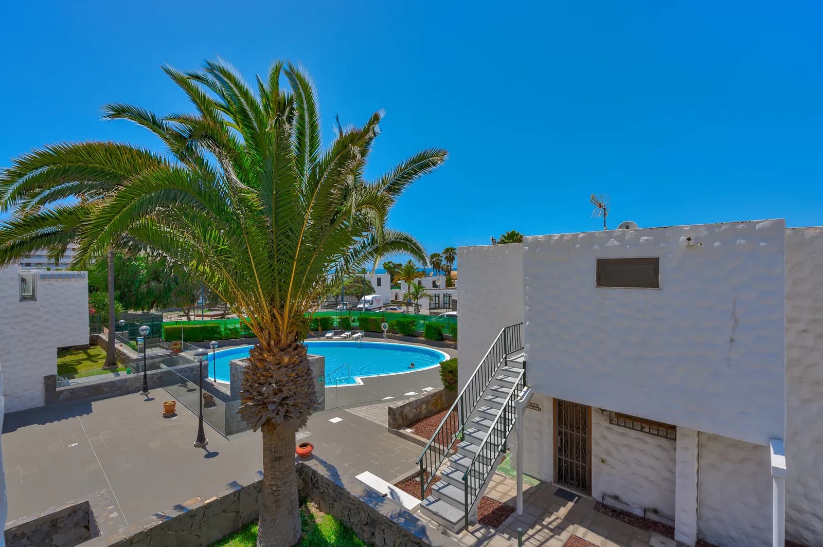Cozy and bright 1-bdrm in Las Americas — 17