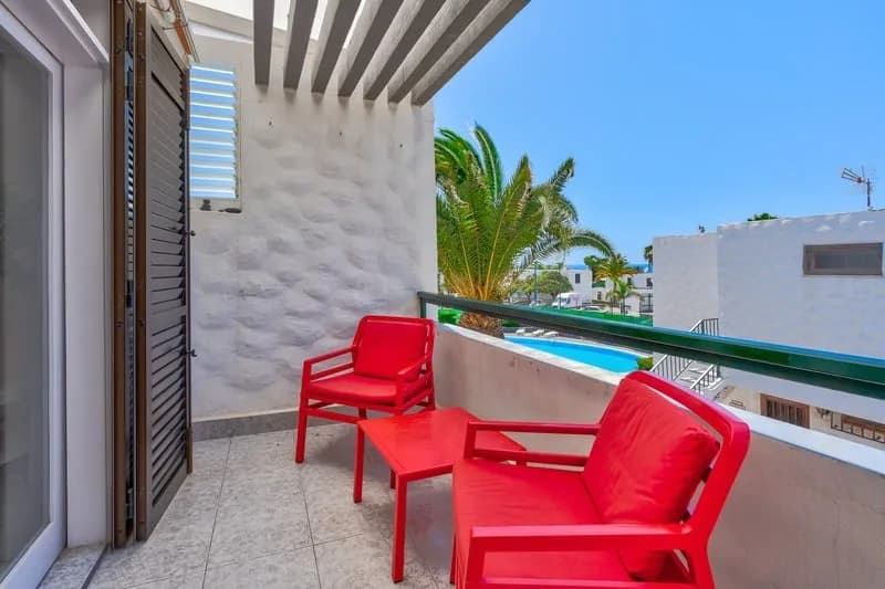 Cozy and bright 1-bdrm in Las Americas — 2