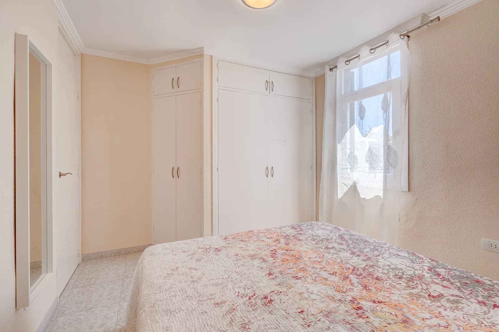 Cozy and bright 1-bdrm in Las Americas — 8