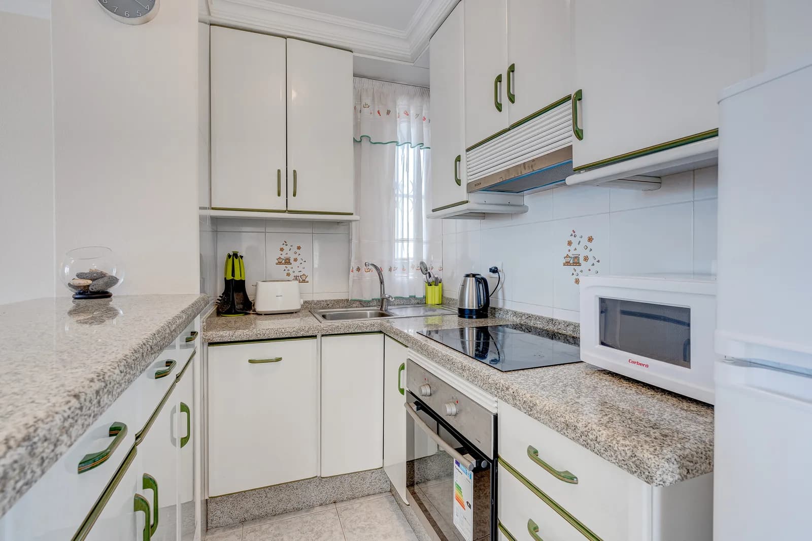 Cozy and bright 1-bdrm in Las Americas — 15