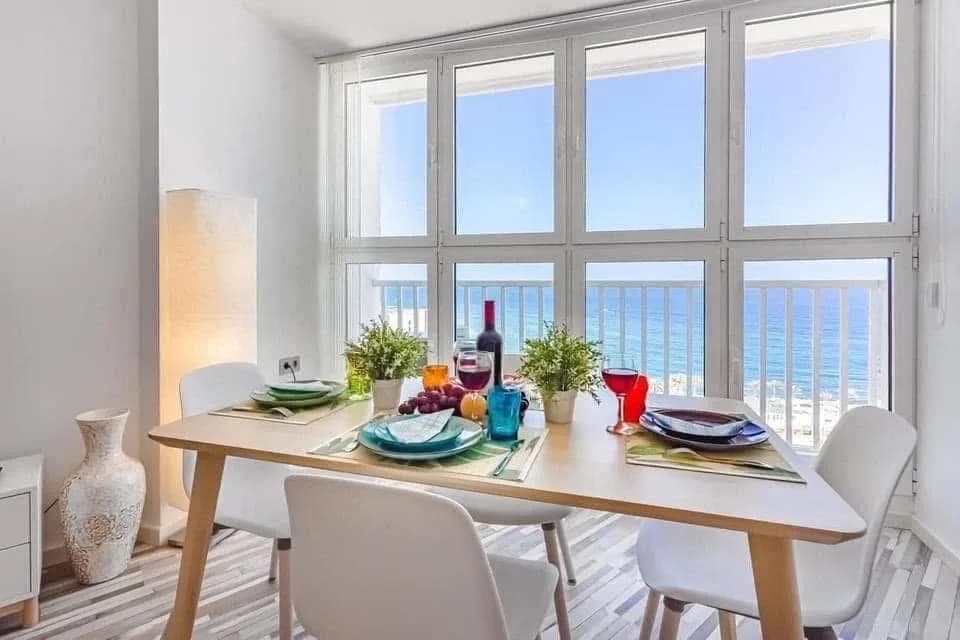 Panoramic ocean view 1-bdrm in Las Americas — 1