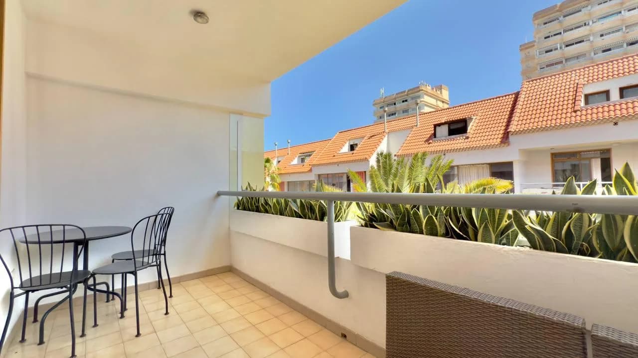 Las Américas 2-bdrm apartment Altemar — 20