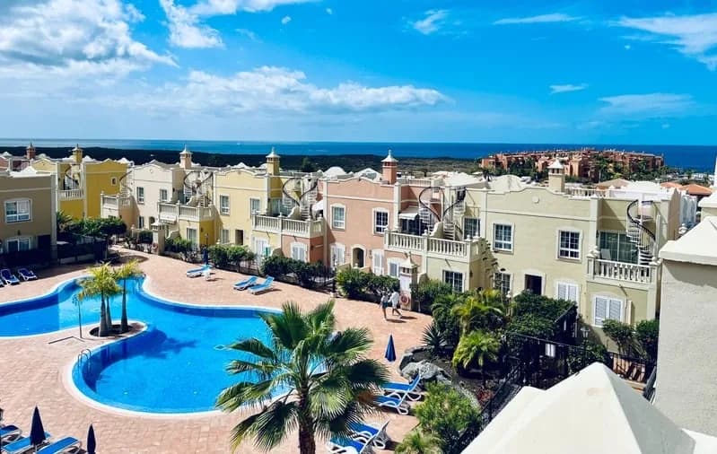 Roof top terrace with ocean view Palm Mar Apartment — 2