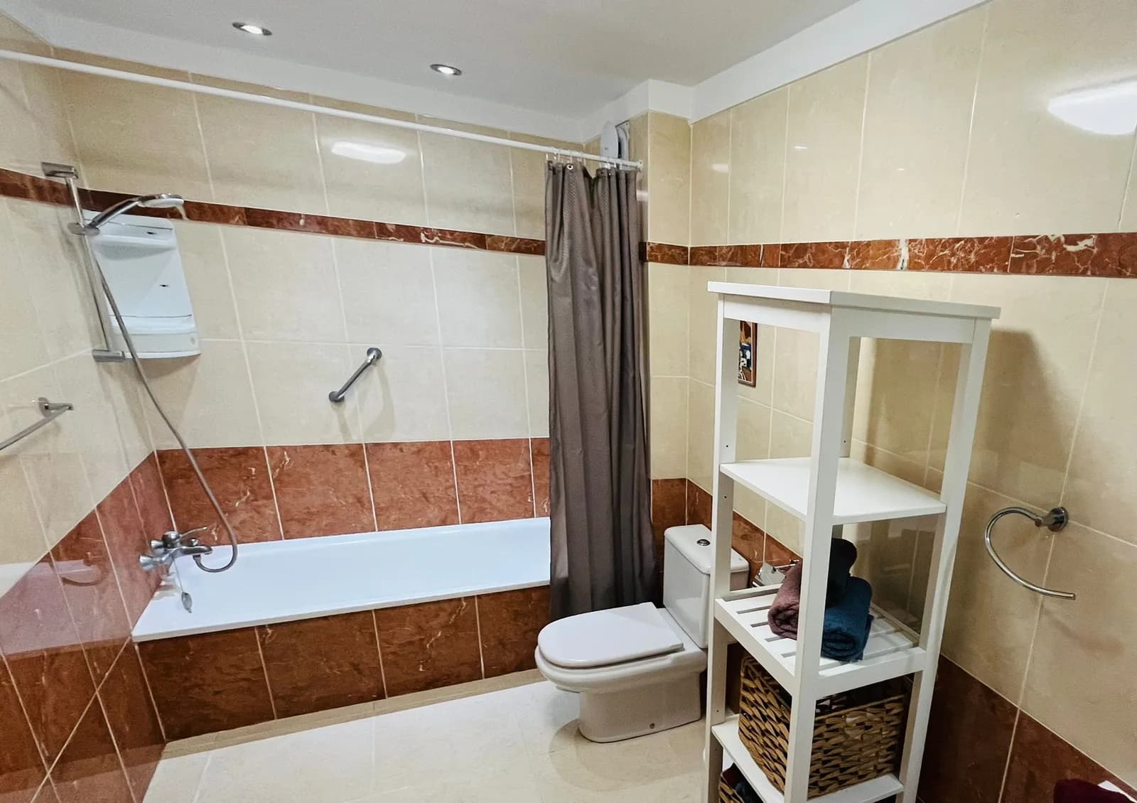 Heated pool & ocean view 2-BDRM apartment in Callao Salvaje — 15