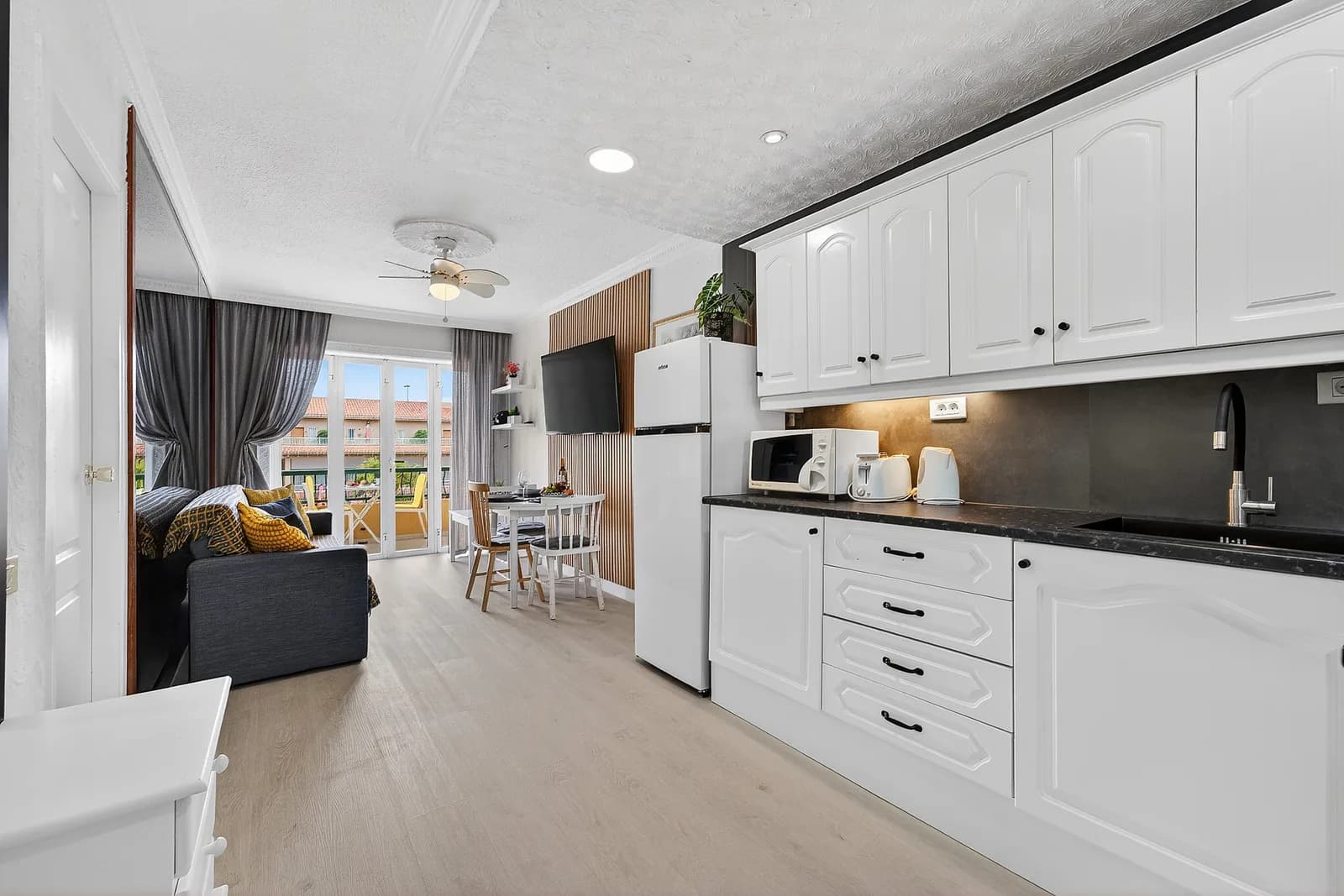 Torres del Sol 1-BDRM Las Vistas beach — 9