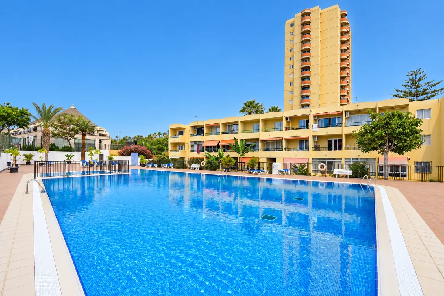 Torres del Sol 1-BDRM Las Vistas beach — 15