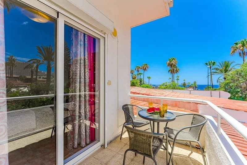 Las Américas 1-bdrm with roof top terrace — 1