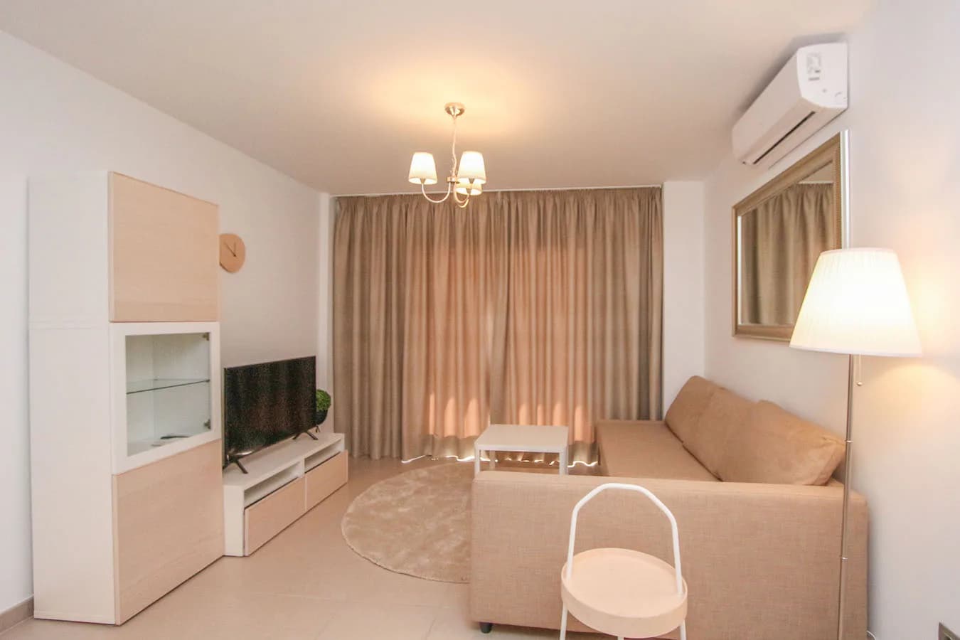 Alcalá 1-bed with balcony & parking — 2