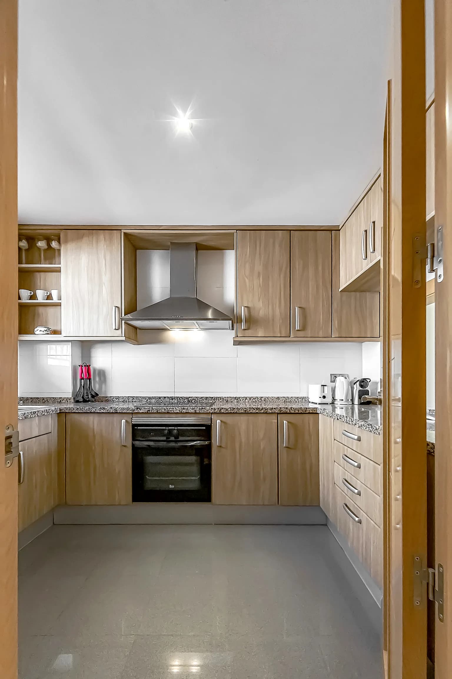 N19 La Arena · 2-bed, garden terrace — 6