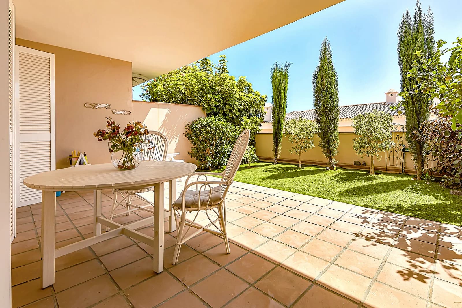 N19 La Arena · 2-bed, garden terrace — 2