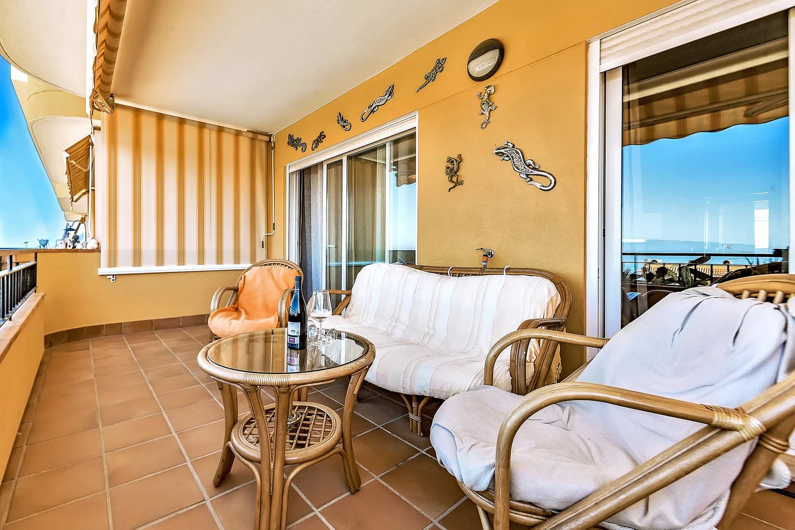 N57 La Arena · 2-bed, panoramic sea view — 3