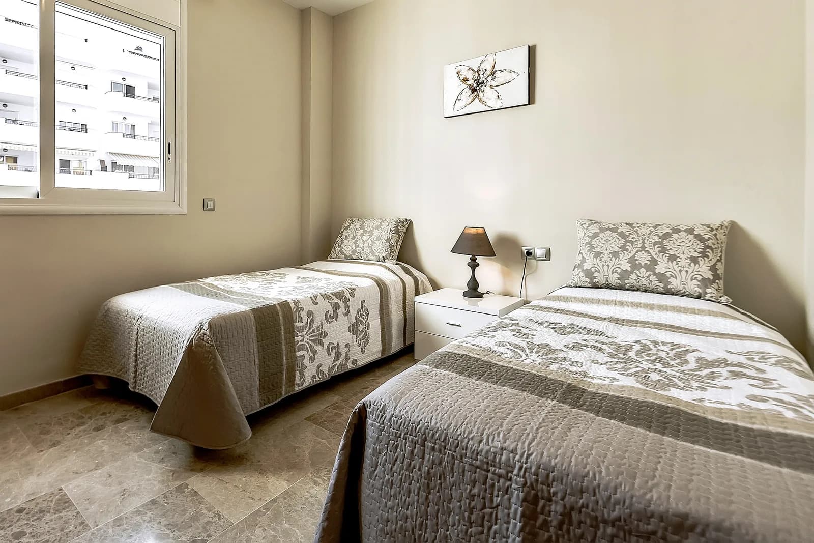 La Arena sea-view duplex · 2-bed — 9