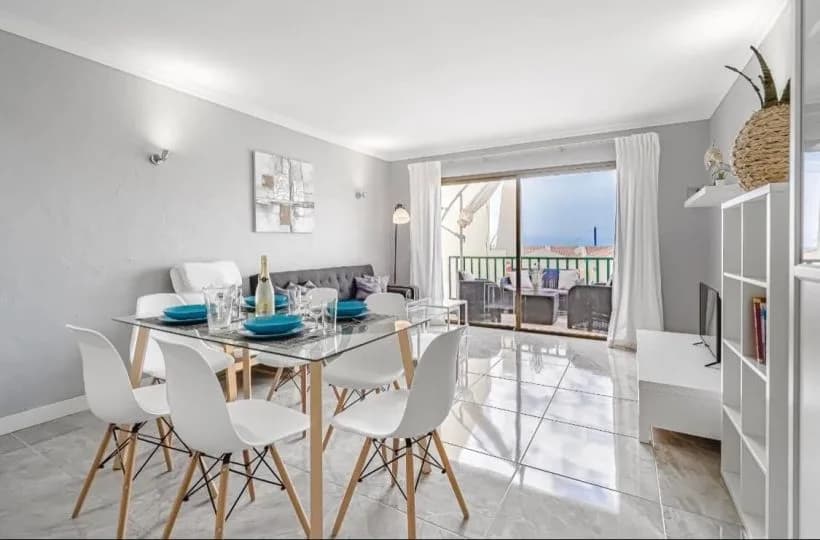 Mareverde 2-bdrm with ocean-view terraces in Costa Adeje — 2