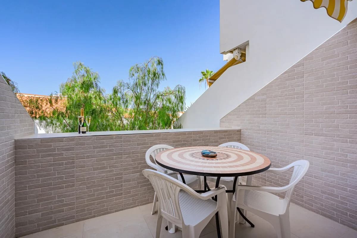 Charming Coastal Apartment with pools in Costa Adeje — 11