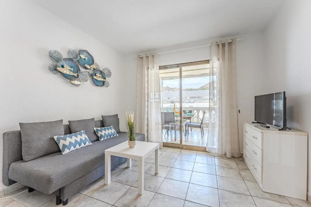 Ocean Terrace 2-bdrm, 2-bath with sea view in Los Cristianos — 7