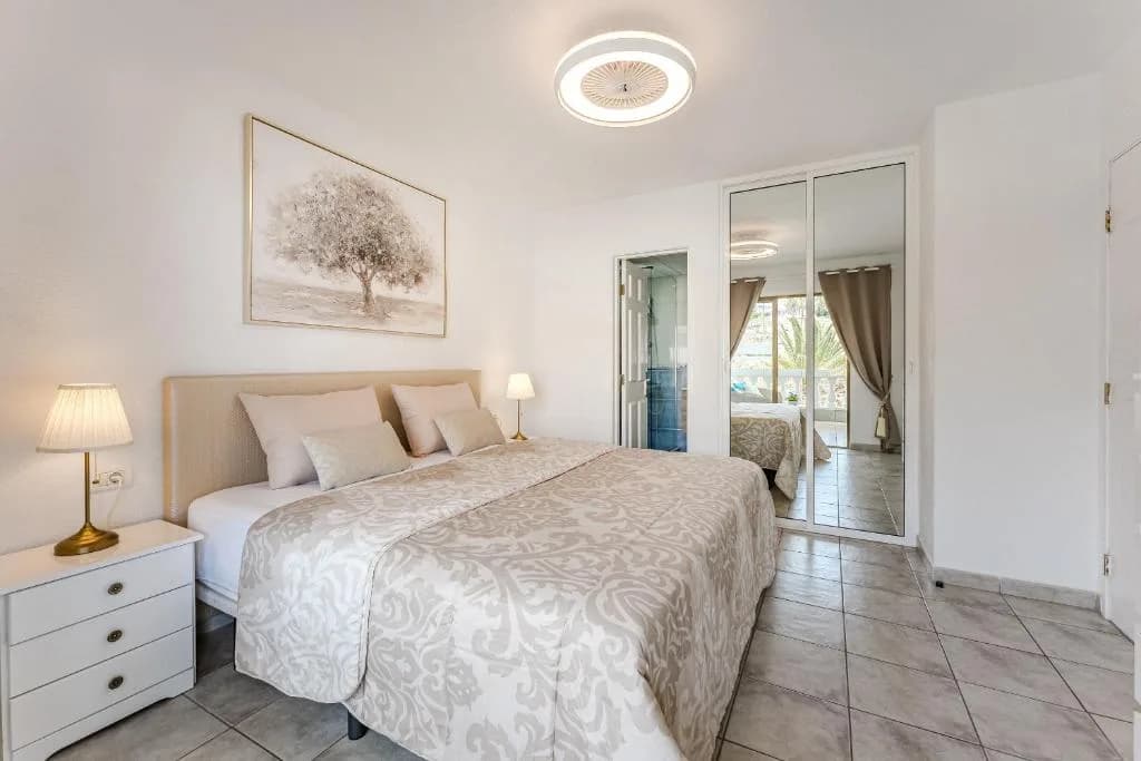 Ocean Terrace 2-bdrm, 2-bath with sea view in Los Cristianos — 15