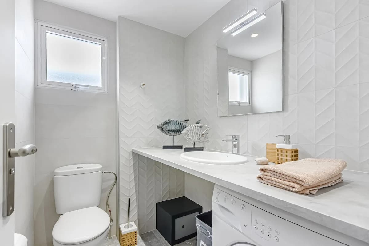Family 3-bedroom with ocean view, San Eugenio — 12